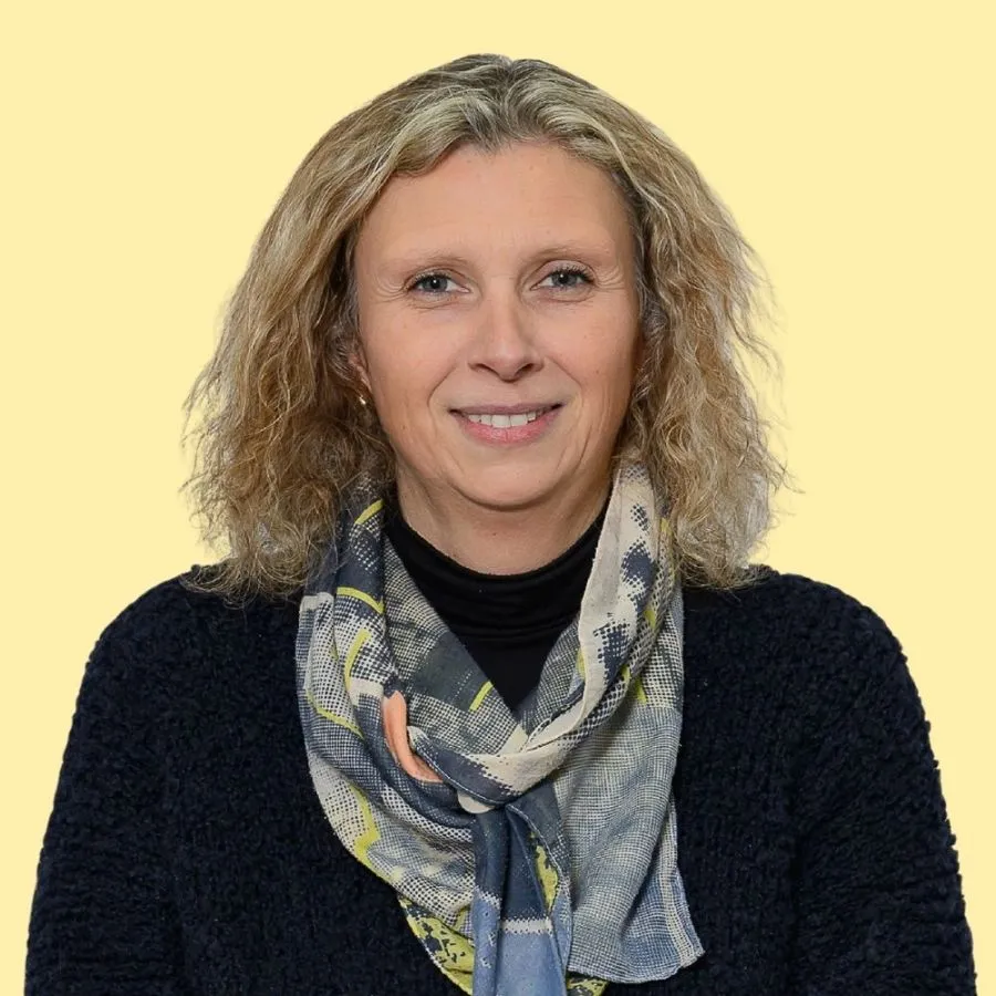 Cindy DAVESNE